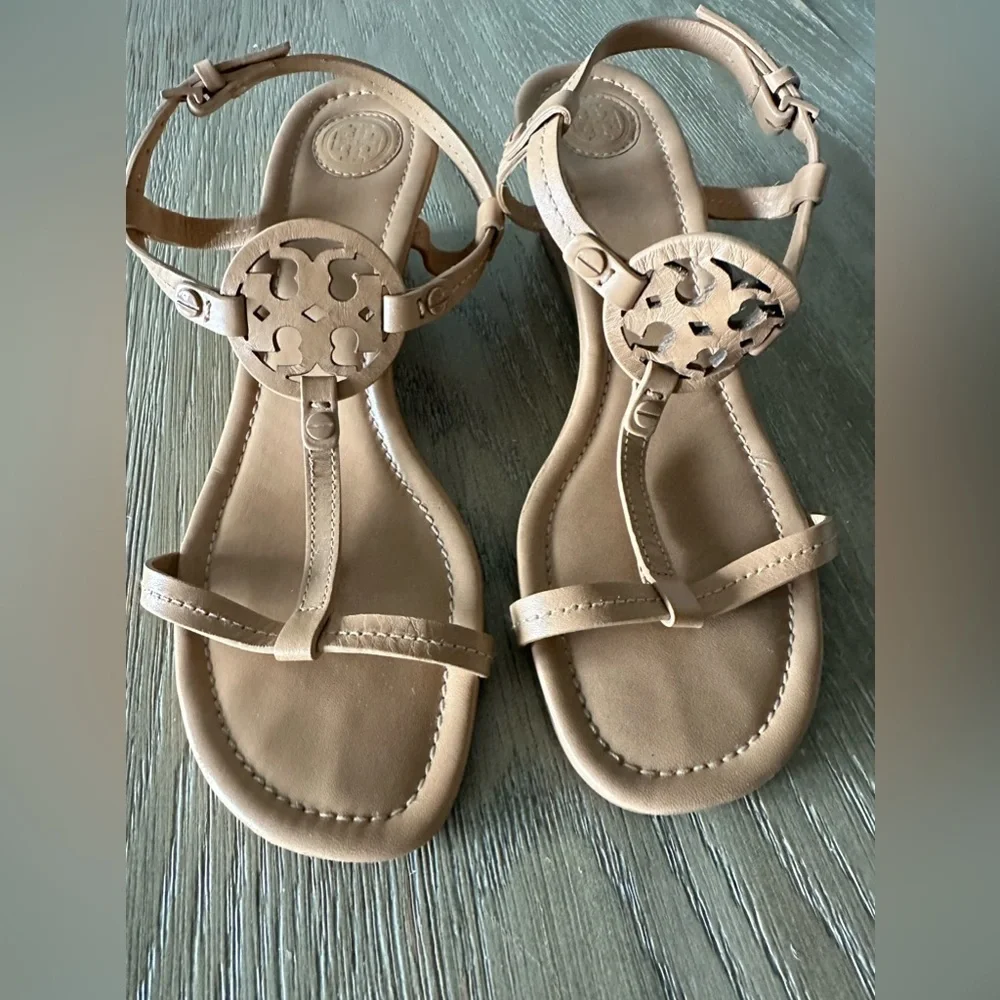 Tory Burch Tan Leather Logo Wedge Sandals - Picture 4 of 8